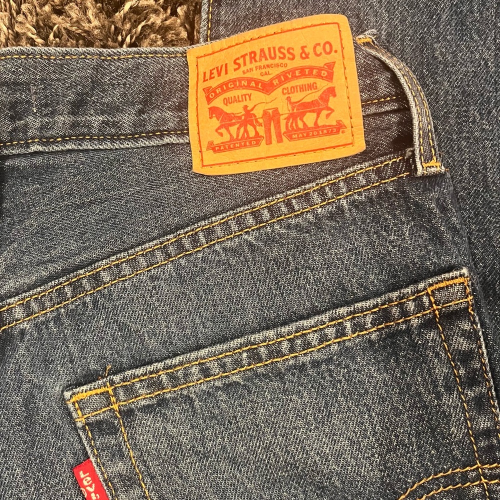 🌺LEVIS WOMEN’S 94 BAGGY JEANS SIZE 27/4🌺 - Picture 6 of 6